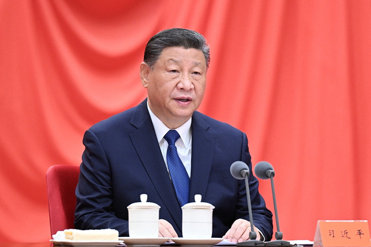习近平：把中央八项规定作为铁规矩、硬杠杠